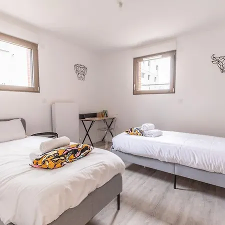 Le Vercingetorix Centre +parking Apartment