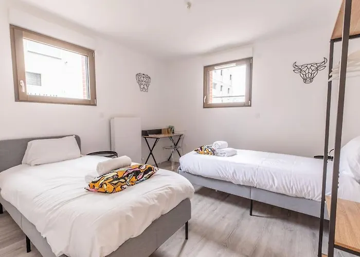 Le Vercingetorix Centre +parking Apartment